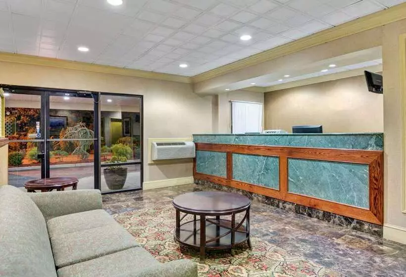 Hotelli Howard Johnson By Wyndham Galloway Atlantic City Area