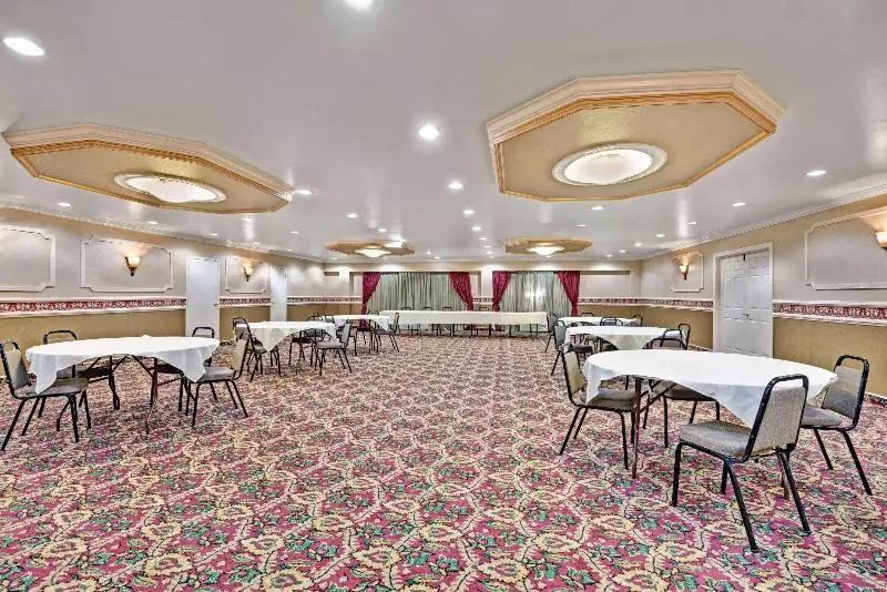 Hotelli Howard Johnson By Wyndham Galloway Atlantic City Area