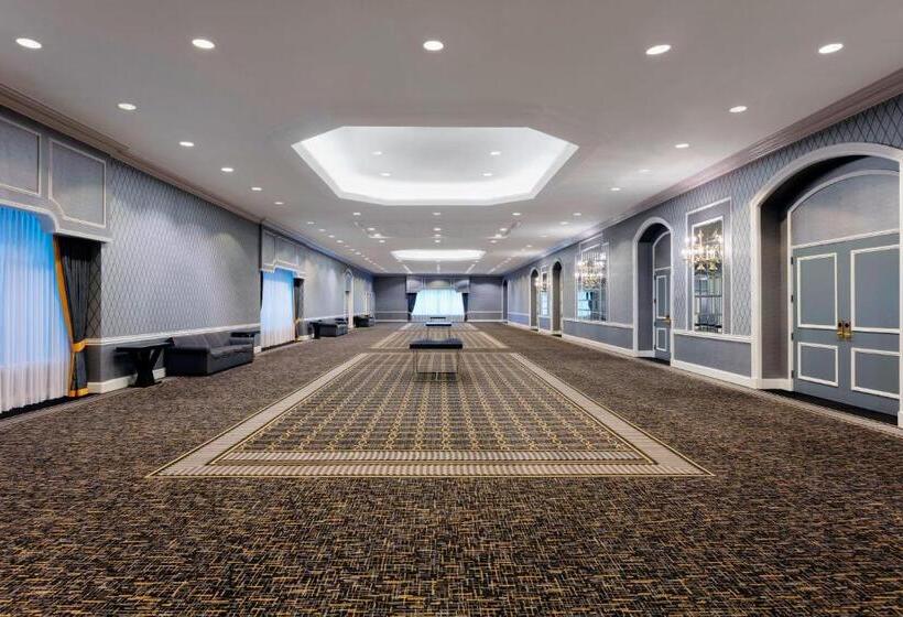 هتل Le Méridien Charlotte