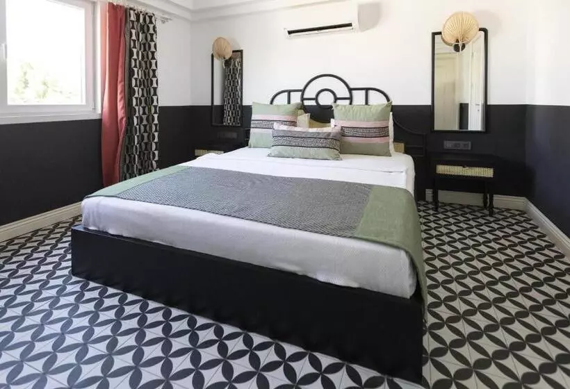 בית מלון כפרי Magna Manastir