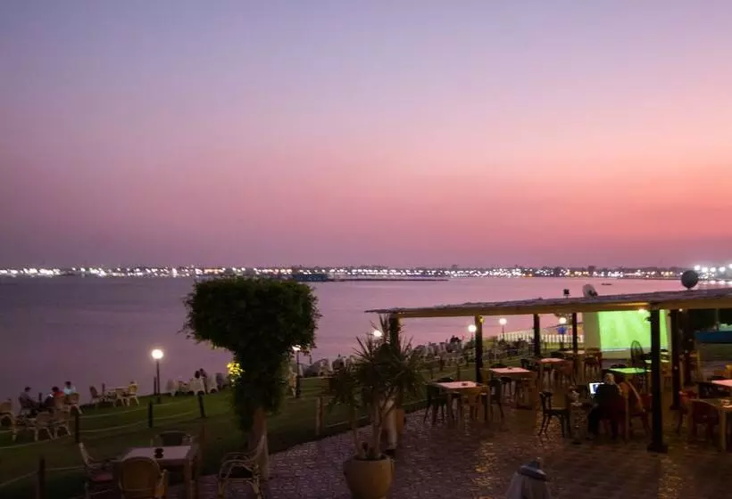 هتل Mercure Ismailia Forsan Island