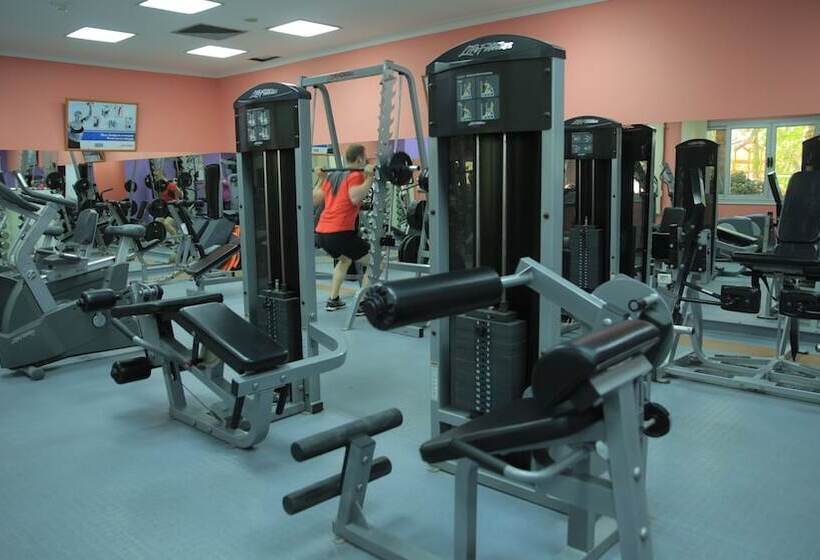 هتل Mercure Ismailia Forsan Island