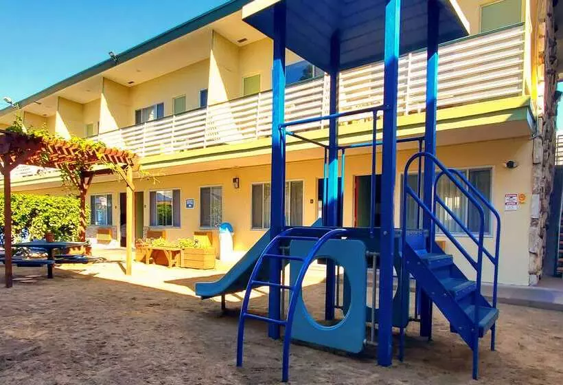 فندق Quality Inn & Suites Anaheim At The Park