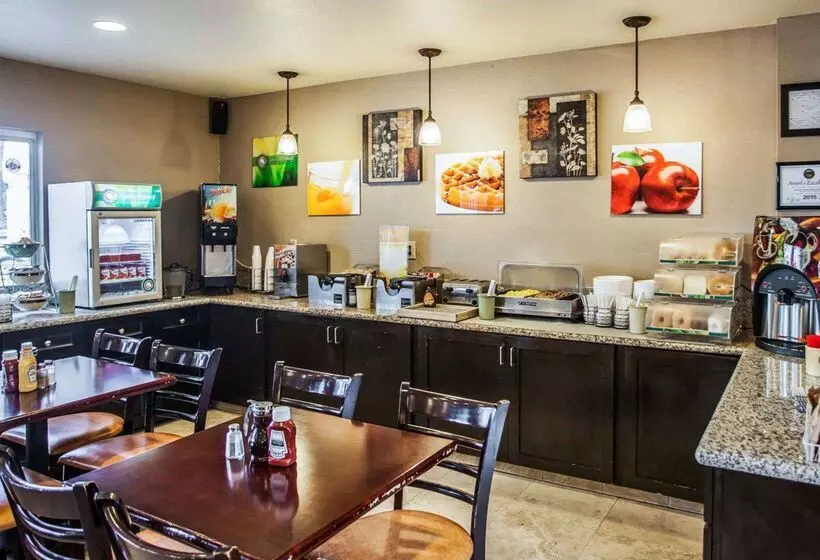 فندق Quality Inn & Suites Anaheim At The Park