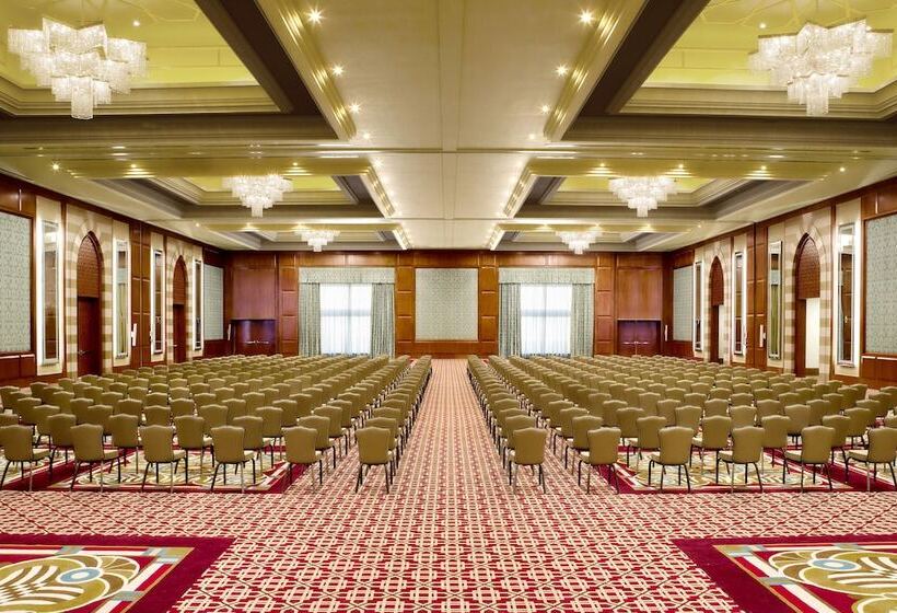 هتل The Nile Ritz Carlton