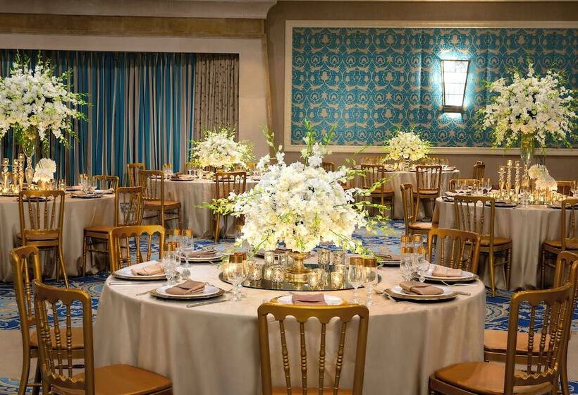 هتل The Nile Ritz Carlton