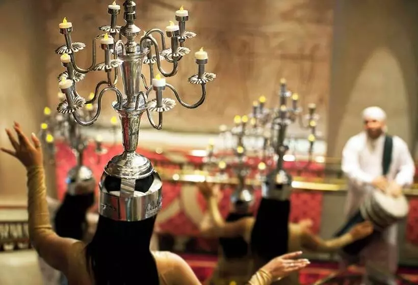 酒店 The Nile Ritz Carlton