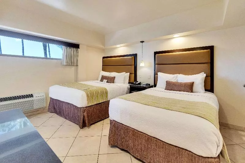 Best Western Plus Beach Resort