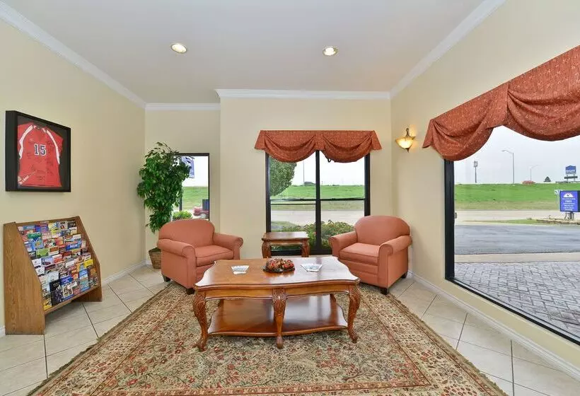 فندق Americas Best Value Inn Hillsboro