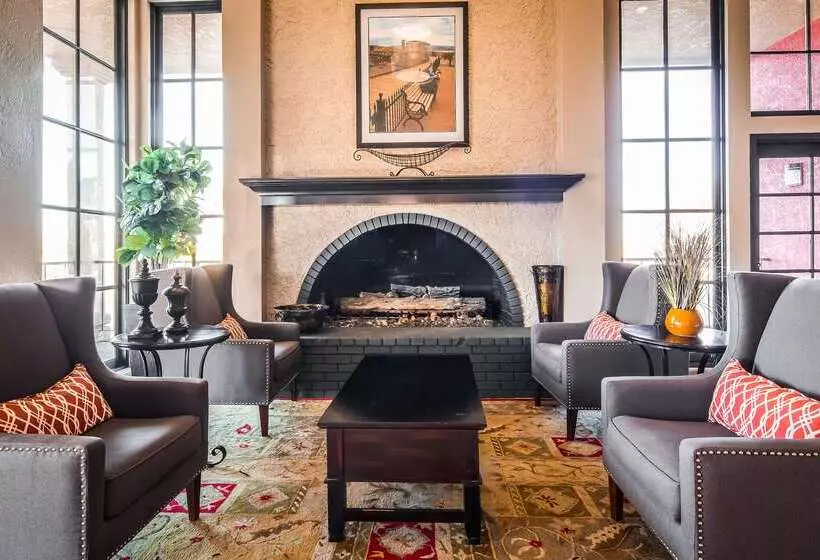 酒店 Best Western Desert Villa Inn