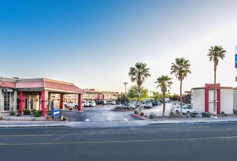 酒店 Best Western Desert Villa Inn