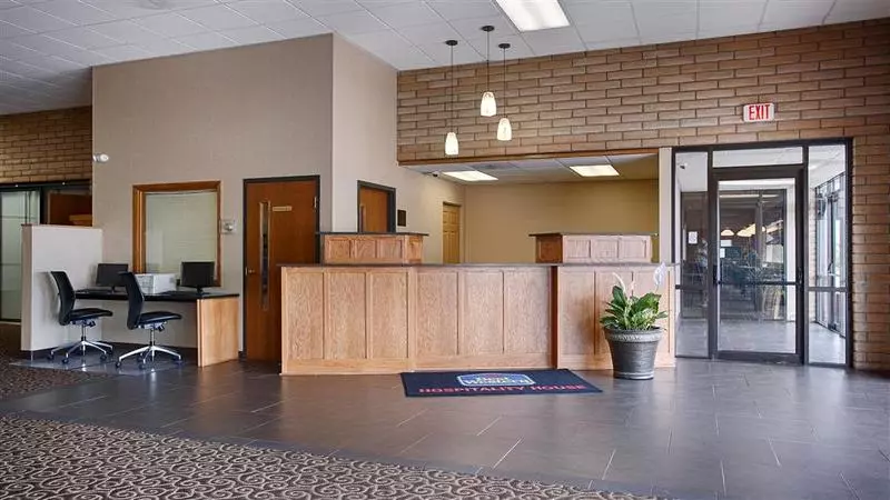 فندق Best Western Hospitality House