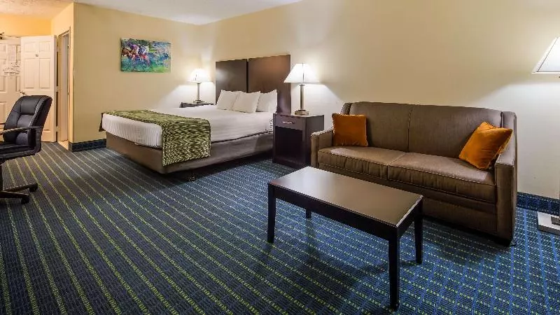 فندق Best Western Parkside Inn