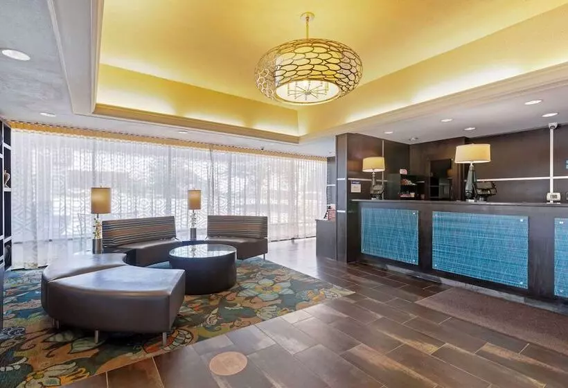 ホテル Best Western Plus Midwest Inn