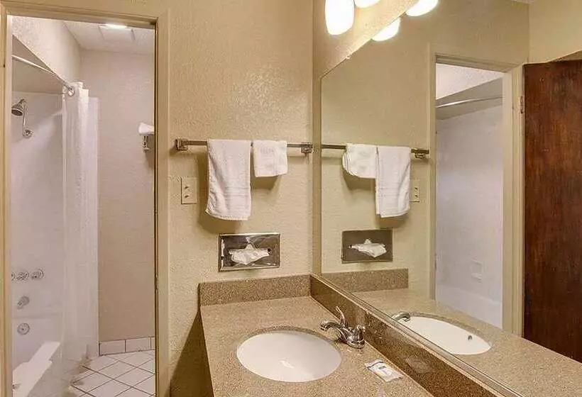 호텔 Days Inn By Wyndham Gatesville