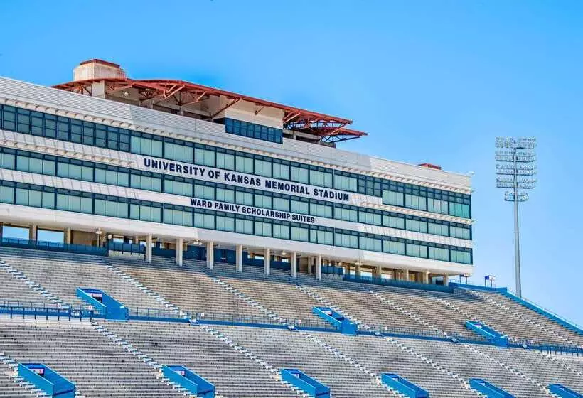 Hotel Days Inn By Wyndham Ku Lawrence