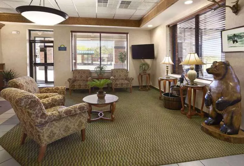 酒店 Days Inn & Suites By Wyndham Trinidad