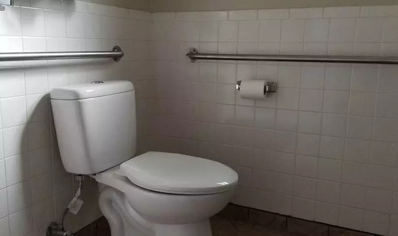 酒店 Days Inn & Suites By Wyndham Trinidad