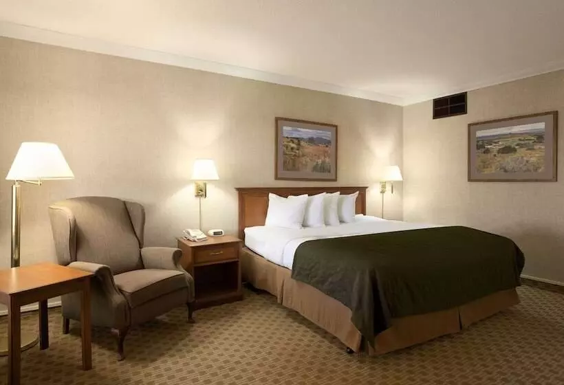 酒店 Days Inn & Suites By Wyndham Trinidad