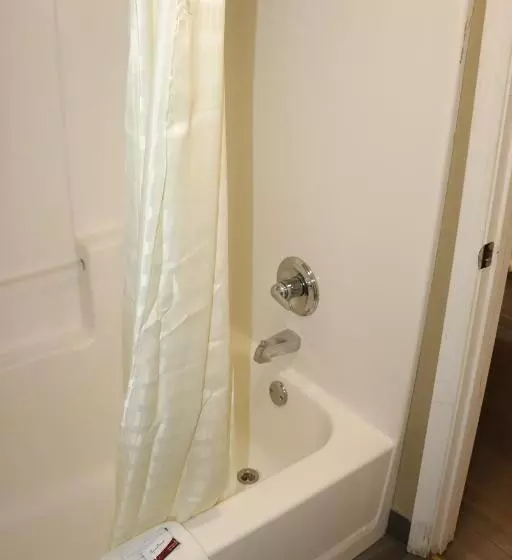 호텔 Deluxe Inn Miami Ok