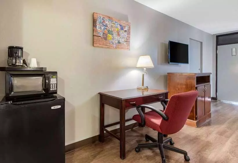 فندق Econo Lodge