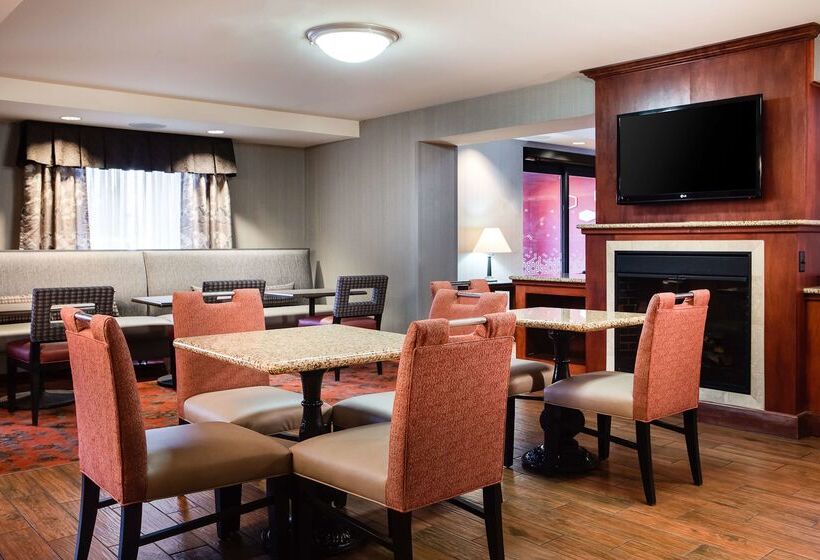 فندق Hampton Inn Dubuque