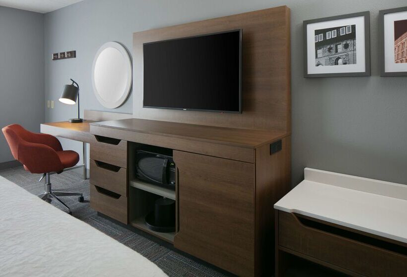 فندق Hampton Inn Dubuque