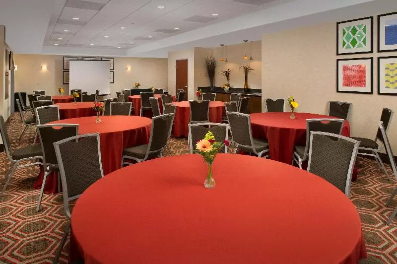 Hotelli Holiday Inn Express Baltimore At The Stadiums, An Ihg