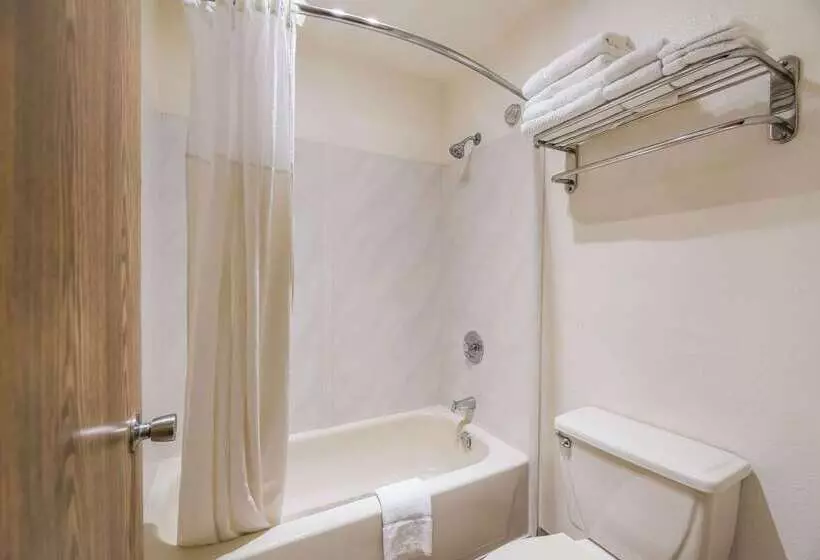 酒店 Quality Inn Near Fort Hunter Liggett