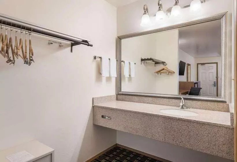 酒店 Quality Inn Near Fort Hunter Liggett