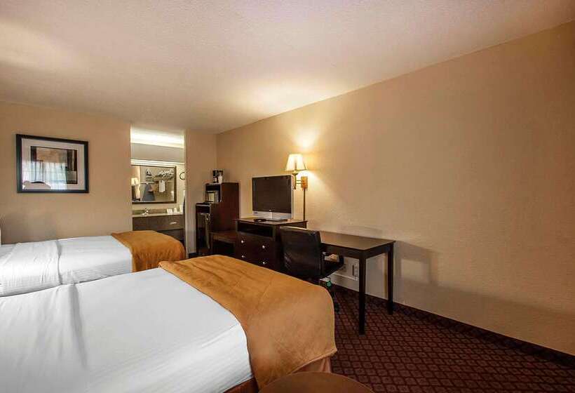 בית מלון כפרי Quality Inn & Suites