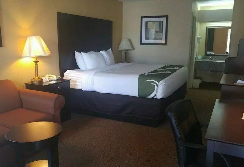 فندق Quality Inn & Suites