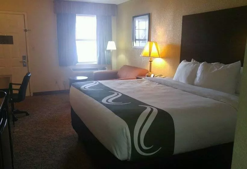فندق Quality Inn & Suites