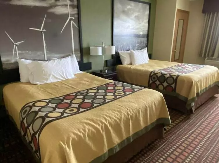 Отель Relax Inn And Suites