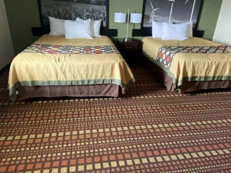 Отель Relax Inn And Suites