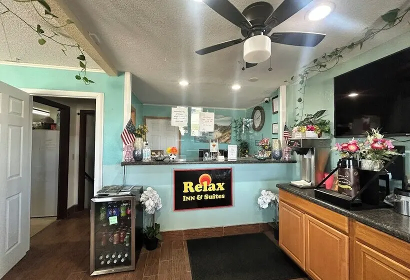 ホテル Relax Inn And Suites