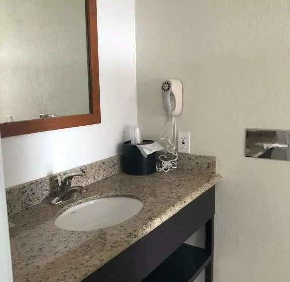 Отель Rodeway Inn At Morro Bay