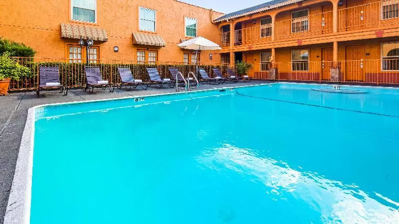 Motel 6 Dallas TX Downtown