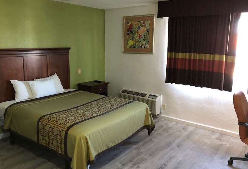 هتل Americas Best Value Inn Visalia