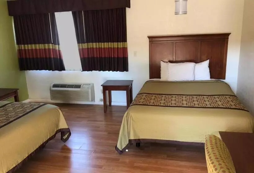 فندق Americas Best Value Inn Visalia