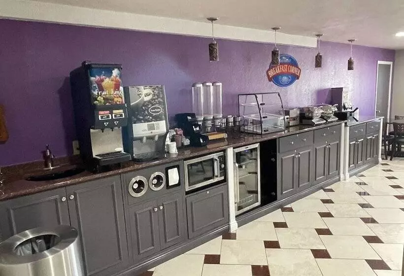 酒店 Baymont By Wyndham Bellevue / Omaha