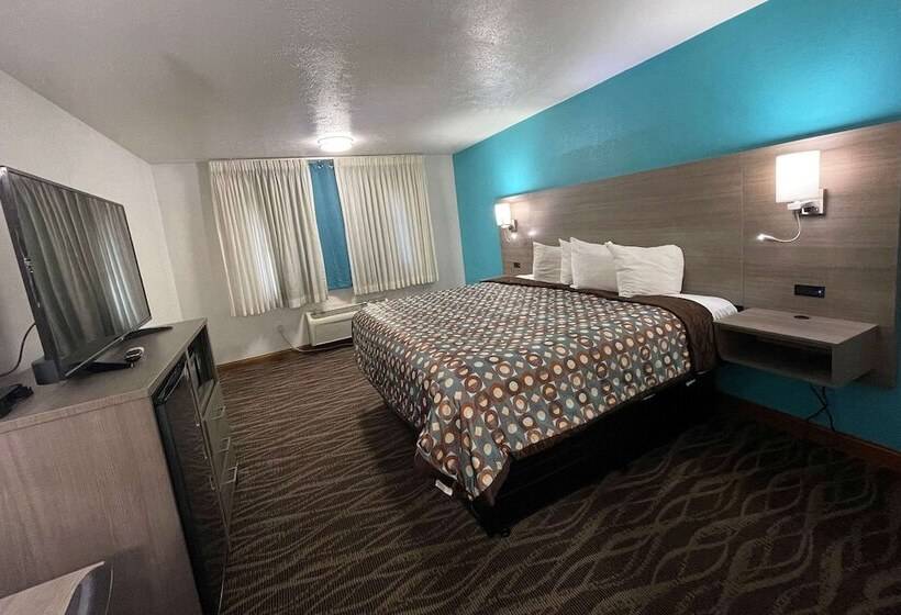 هتل Baymont By Wyndham Bellevue / Omaha