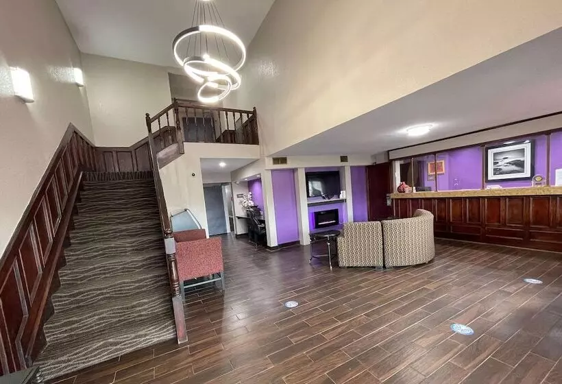 酒店 Baymont By Wyndham Bellevue / Omaha