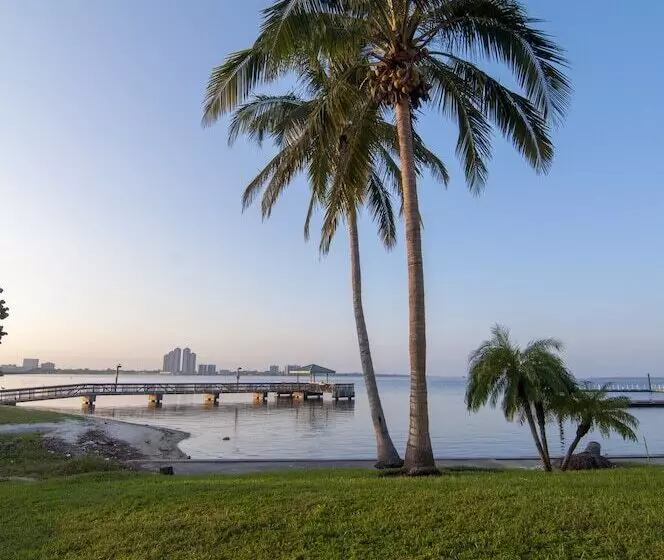 호텔 Best Western Fort Myers Waterfront