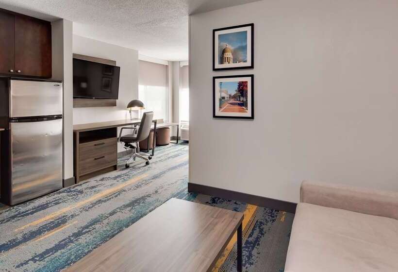 هتل Best Western Plus Augusta North Inn & Suites