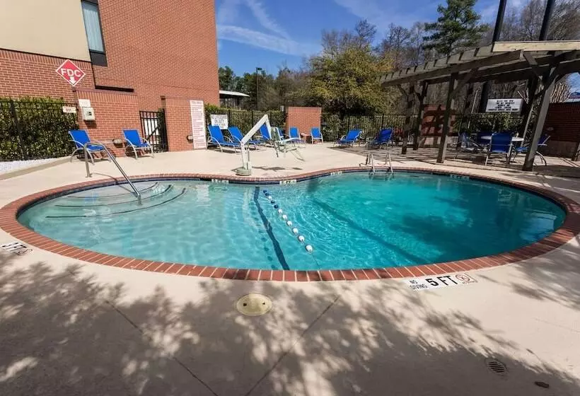 호텔 Best Western Plus Augusta North Inn & Suites