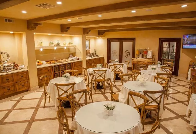 בית מלון כפרי Best Western Plus Sunset Plaza