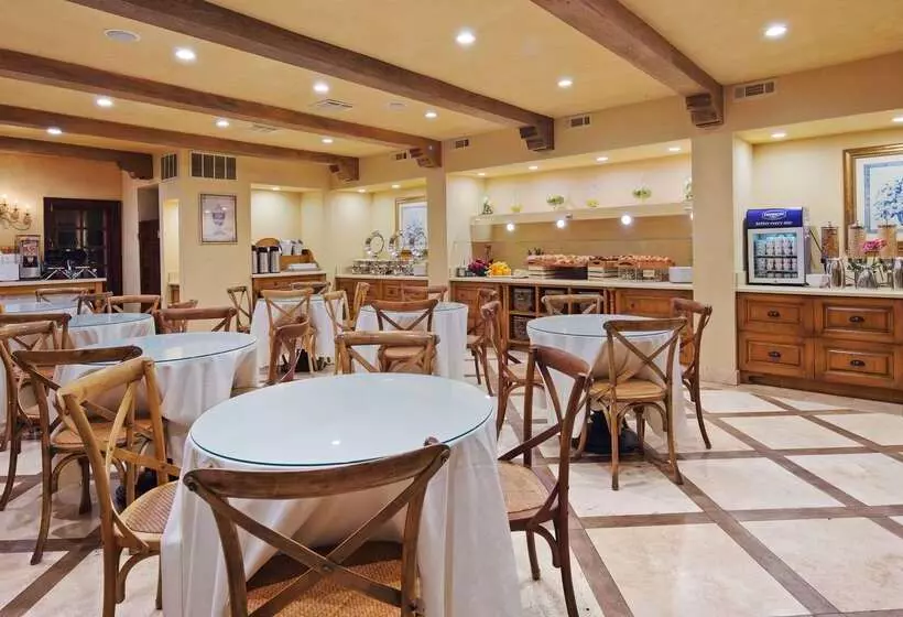 בית מלון כפרי Best Western Plus Sunset Plaza