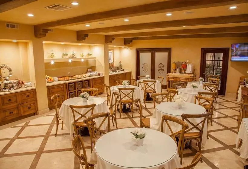 בית מלון כפרי Best Western Plus Sunset Plaza