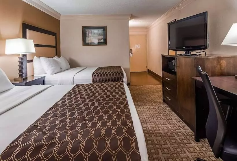 Отель Best Western Riverside Inn